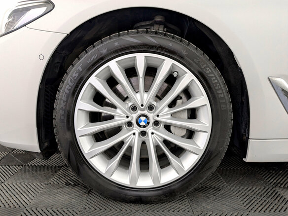2021 BMW 5 серии 530i xDrive VII (G30/G31/G38) Рестайлинг, белый - вид 17