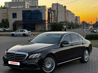 2016 Mercedes-Benz E-Класс 200 V (W213, S213, C238), коричневый, 2700000 рублей, вид 1