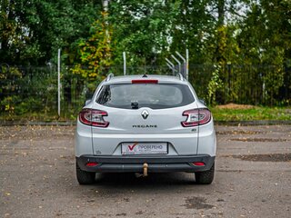2010 Renault Megane III, белый, 699000 рублей, вид 4