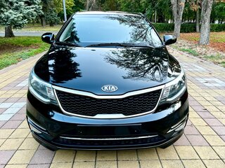 2016 Kia Rio III Рестайлинг, чёрный, 1100000 рублей, вид 2