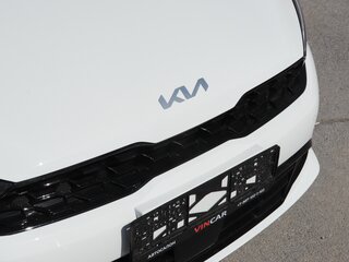 2026 Kia K3 II (China Market) Рестайлинг, белый, 2080000 рублей, вид 3