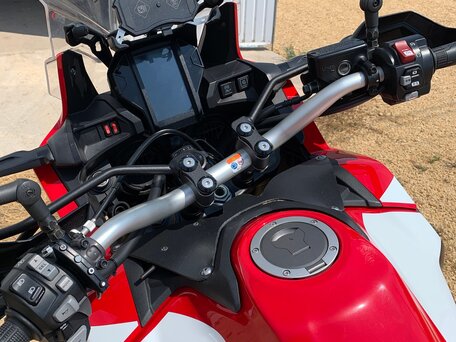 2018 Honda CRF 1000L Africa Twin, красный, 1330000 рублей, вид 5