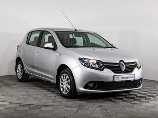 2014 Renault Sandero II, серебристый, 791010 рублей, вид 3