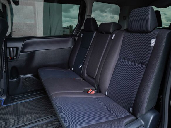 2017 Toyota Noah III (R80) Рестайлинг, чёрный, 2299000 рублей - вид 13