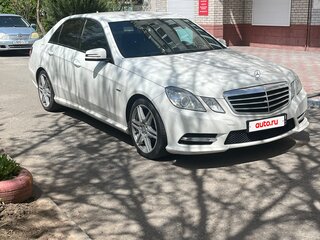 2011 Mercedes-Benz E-Класс 200 7G-Tronic IV (W212, S212, C207), белый, 1700000 рублей, вид 5