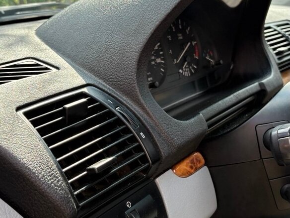 2003 BMW X5 3.0i I (E53), серый - вид 13