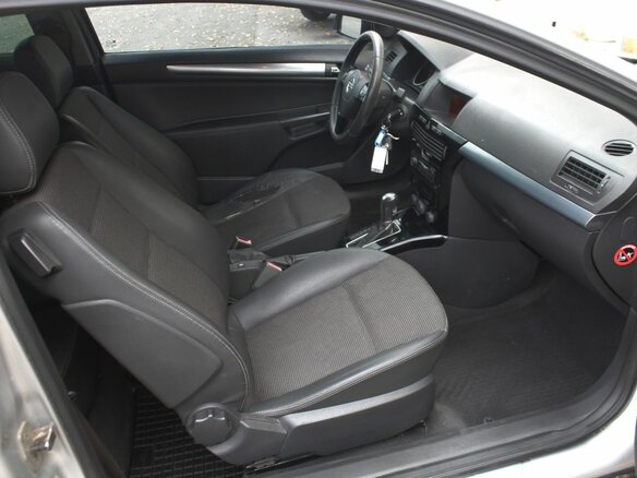 2008 Opel Astra GTC H Рестайлинг, бежевый, 450000 рублей - вид 11