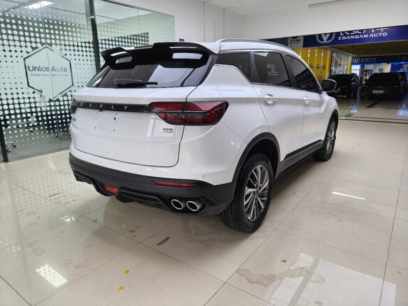 2021 Geely Binyue I Рестайлинг, белый, 1100000 рублей - вид 14