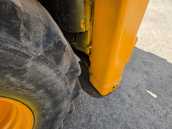 2010 JCB 3CX, жёлтый, 3250000 рублей - вид 23