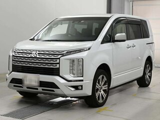 2023 Mitsubishi Delica D:5 I Рестайлинг, белый, 3260000 рублей, вид 1