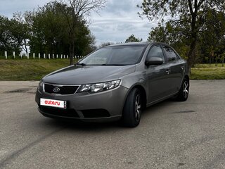 2011 Kia Cerato 4-speed II, серый, 820000 рублей, вид 1