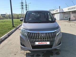 2017 Toyota Esquire I Рестайлинг, серый, 2500000 рублей, вид 2