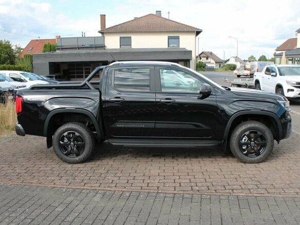 2026 Volkswagen Amarok II, чёрный, 10315000 рублей - вид 5