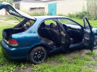 1998 Hyundai Accent I, зелёный, 140000 рублей, вид 2