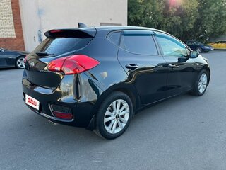 2018 Kia Ceed II Рестайлинг, чёрный, 900000 рублей, вид 3