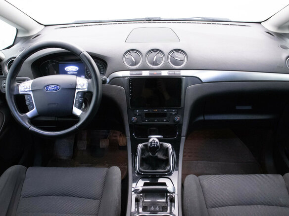 2010 Ford S-MAX I, белый, 980000 рублей - вид 12