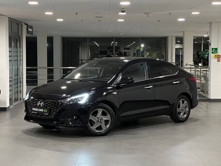 2020 Hyundai Solaris II Рестайлинг, чёрный, 1680000 рублей, вид 1