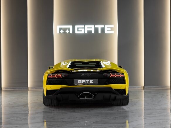 2020 Lamborghini Aventador I Рестайлинг, жёлтый, 51085563 рублей - вид 6