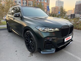 2021 BMW X7 40i I (G07), белый, 9800000 рублей, вид 3