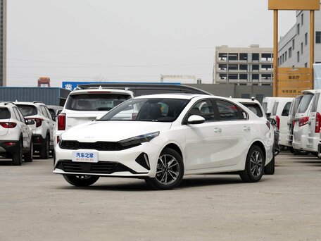 2026 Kia K3 II (China Market) Рестайлинг, белый, 2247007 рублей, вид 1