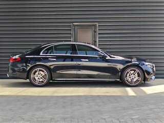 2026 Mercedes-Benz E-Класс 300 VI (W214, S214), чёрный, 8990000 рублей, вид 4