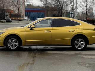 2019 Hyundai Sonata VIII (DN8), жёлтый, 1990000 рублей, вид 4