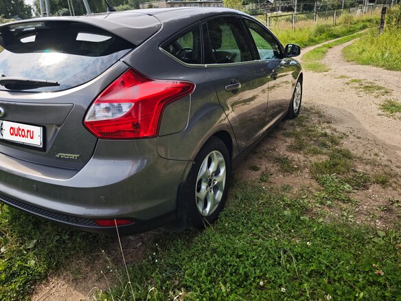 2013 Ford Focus III, коричневый, 950000 рублей - вид 4