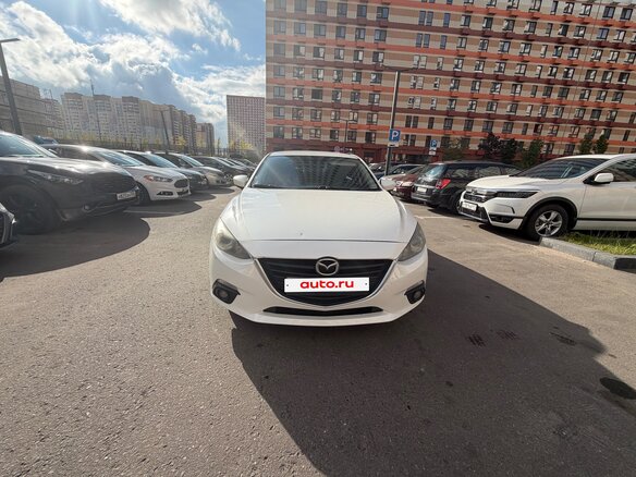 2014 Mazda 3 III (BM), белый, 1050000 рублей