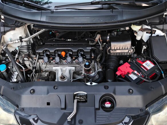 2012 Honda Civic IX, белый - вид 9