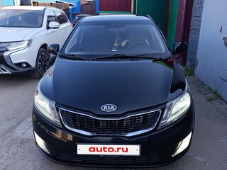 2013 Kia Rio III, чёрный, 740000 рублей, вид 1