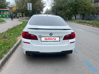2016 BMW 5 серии 528i xDrive VI (F10/F11/F07) Рестайлинг, белый, 2470000 рублей, вид 3
