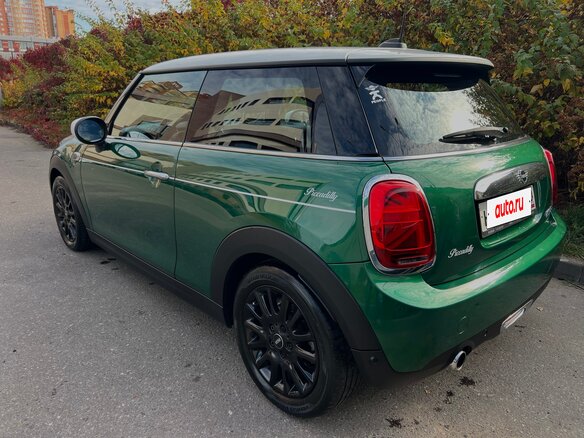 2021 Mini Hatch Cooper III (F55/F56) Рестайлинг, белый, 2500000 рублей - вид 14