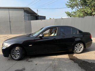 2005 BMW 3 серии 320i V (E90/E91/E92/E93), чёрный, 680000 рублей, вид 4