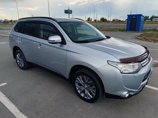 2012 Mitsubishi Outlander III, серебристый, 1650000 рублей, вид 2
