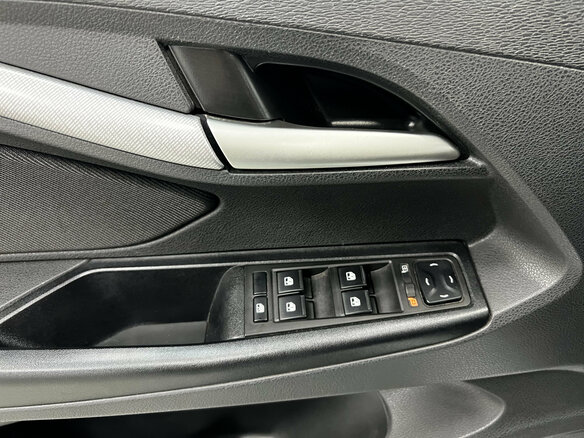 2018 Lada (ВАЗ) Vesta SW I, серебристый, 960000 рублей - вид 6