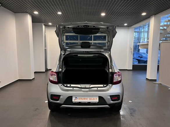 2015 Renault Sandero Stepway II, серебристый, 860000 рублей - вид 34