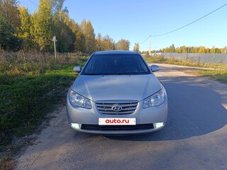 2010 Hyundai Elantra IV (HD), серебристый, 750000 рублей, вид 3