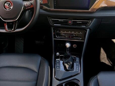 2021 Volkswagen Tharu I, белый, 1920000 рублей, вид 4