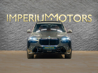 2026 BMW X7 40d I (G07) Рестайлинг, золотистый, 18990000 рублей, вид 2