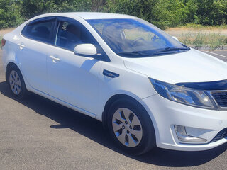 2014 Kia Rio III, белый, 720000 рублей, вид 1