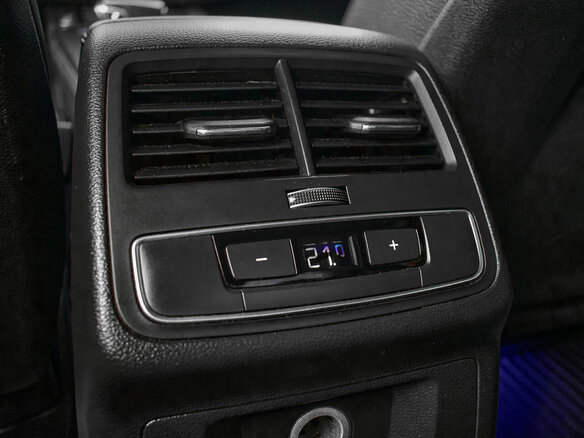2016 Audi A4 V (B9), белый, 1680000 рублей - вид 22
