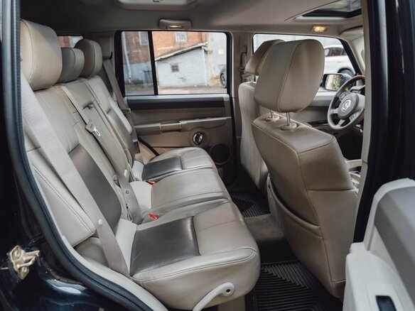 2006 Jeep Commander, чёрный, 1730000 рублей - вид 34