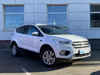 2018 Ford Kuga II Рестайлинг, белый, 2039000 рублей, вид 3
