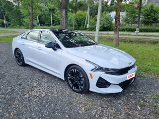 2021 Kia K5 III, белый, 2850000 рублей, вид 2