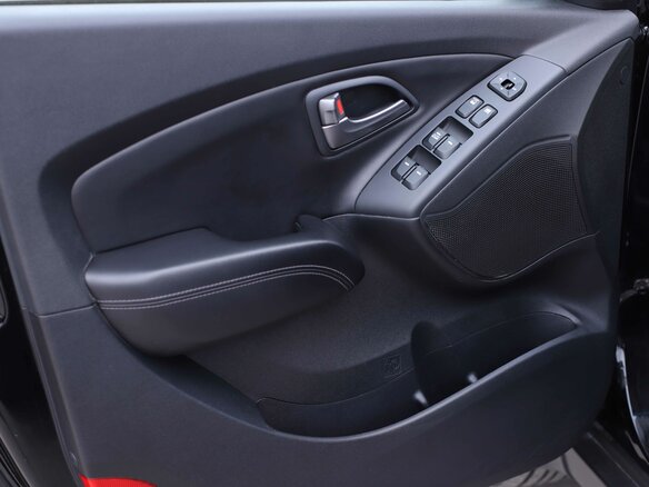 2014 Hyundai ix35 I Рестайлинг, чёрный, 1315552 рублей - вид 10