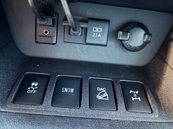 2017 Toyota Highlander III (XU50) Рестайлинг, чёрный, 2550000 рублей - вид 16