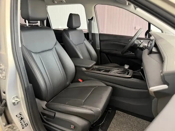 2022 Wuling Jiachen, бежевый, 1282000 рублей - вид 13