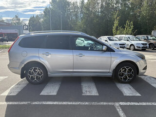 2009 Ford Focus II Рестайлинг, серебристый, 649000 рублей, вид 4