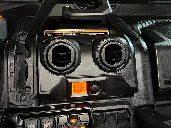 2023 BRP Can-Am Defender Max, синий, 3000000 рублей - вид 11
