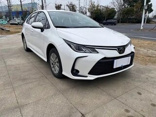 2026 Toyota Corolla Sporty XII (E210) Рестайлинг, белый, 1307124 рублей, вид 3